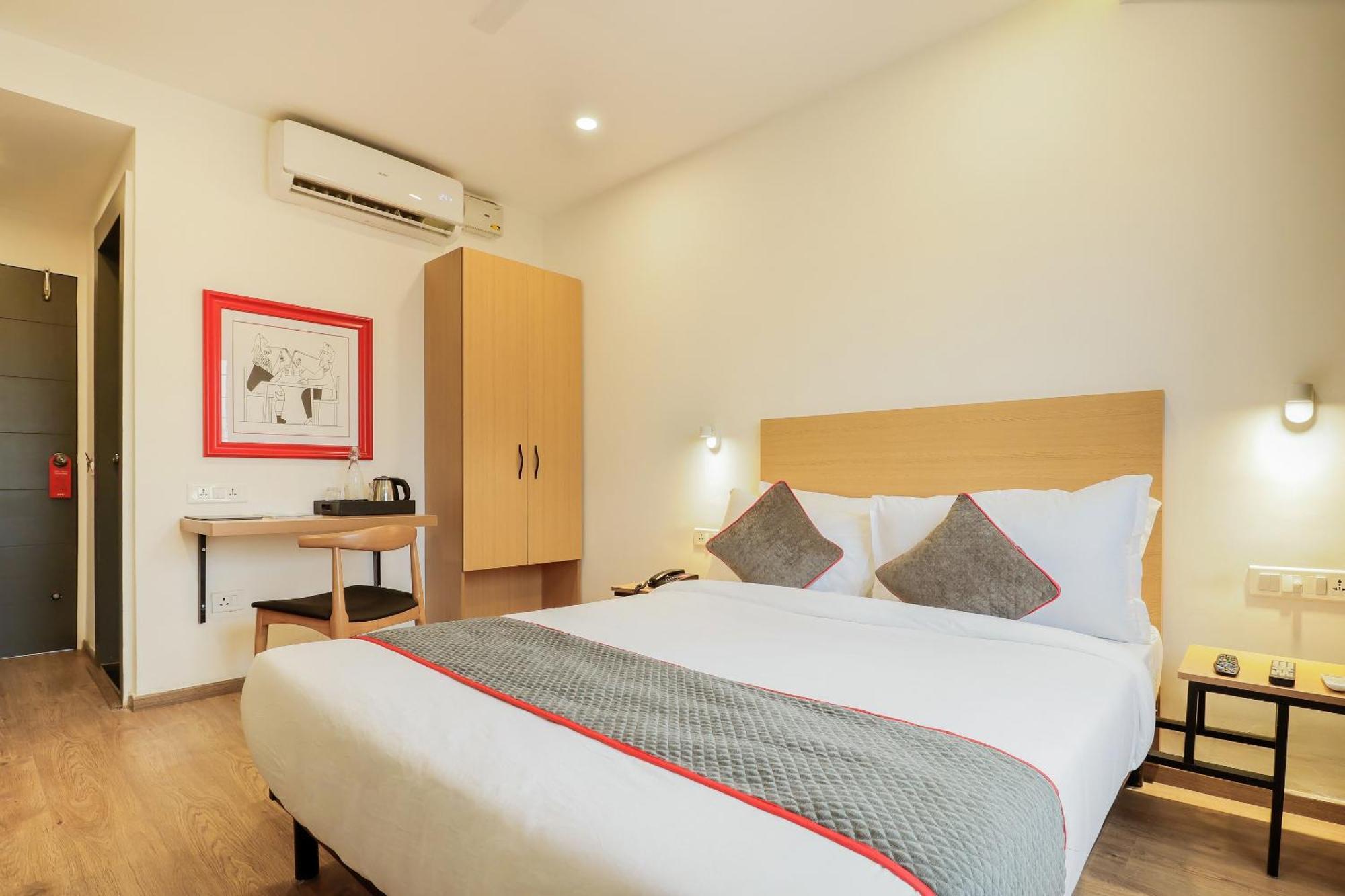 Super Townhouse The Landmark Indore Exterior foto